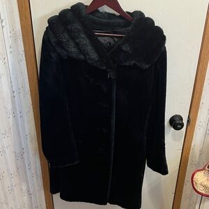 Women's Black Faux Fur Coat with Shawl Collar